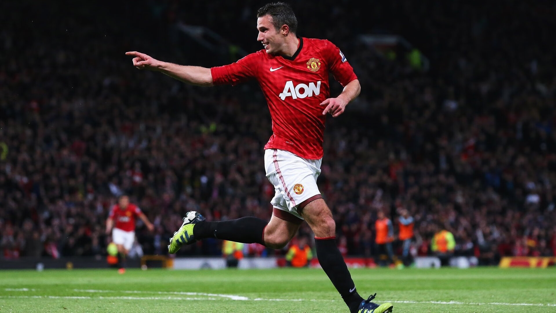 开云足球直播-英超争冠之夜，欧文展现巨星价值