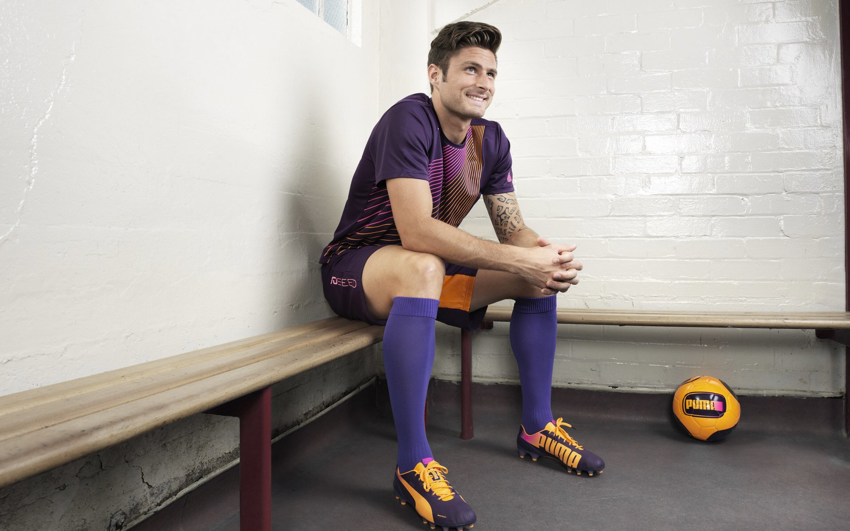 开云体育直播-坎特一夫当关，南非铁骑踏碎尤文防线—论现代足球中胜负手的战术革命